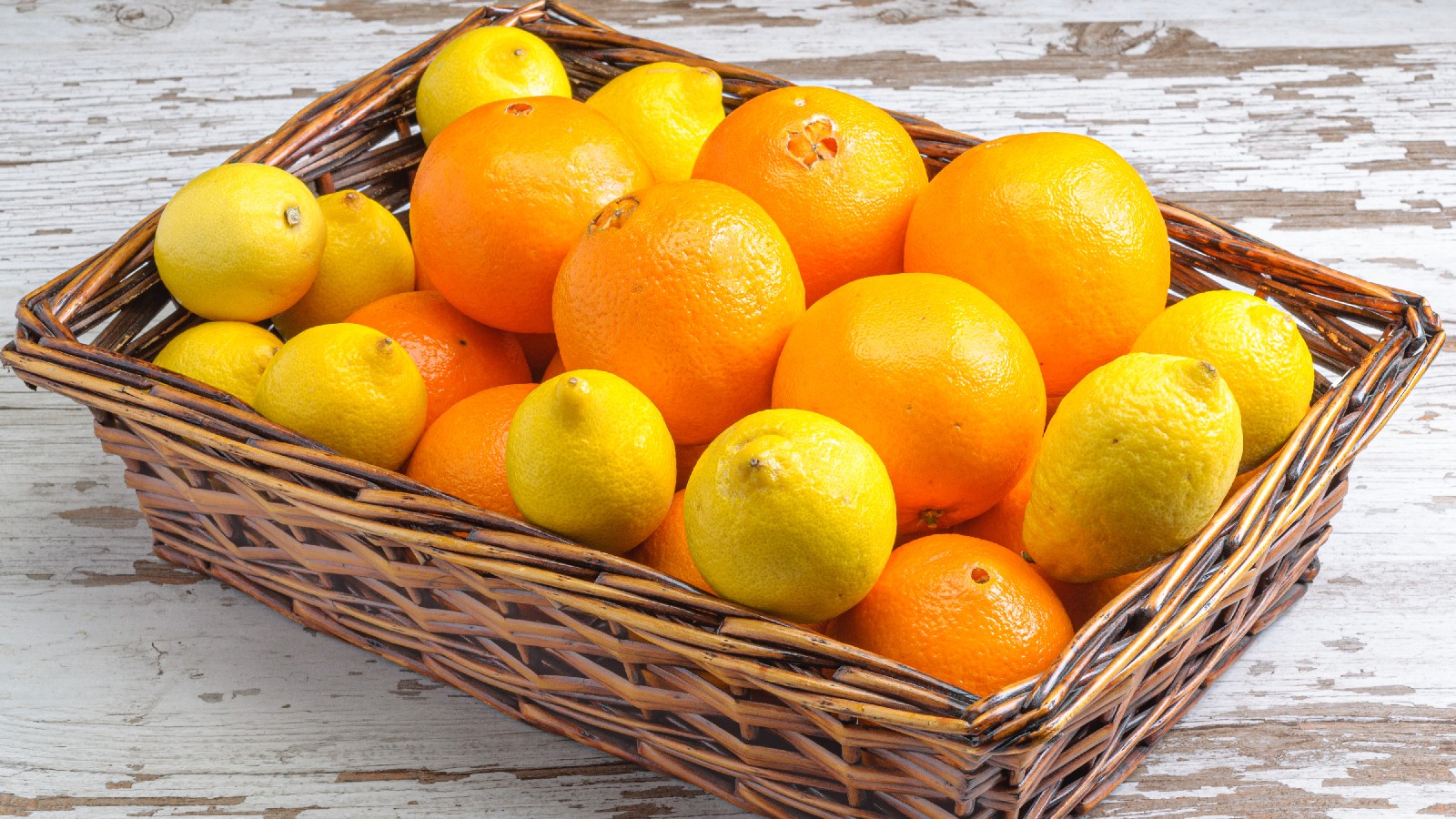 Unique Health Benefits of Orange Lemon： A Refreshing Citrus Hybrid