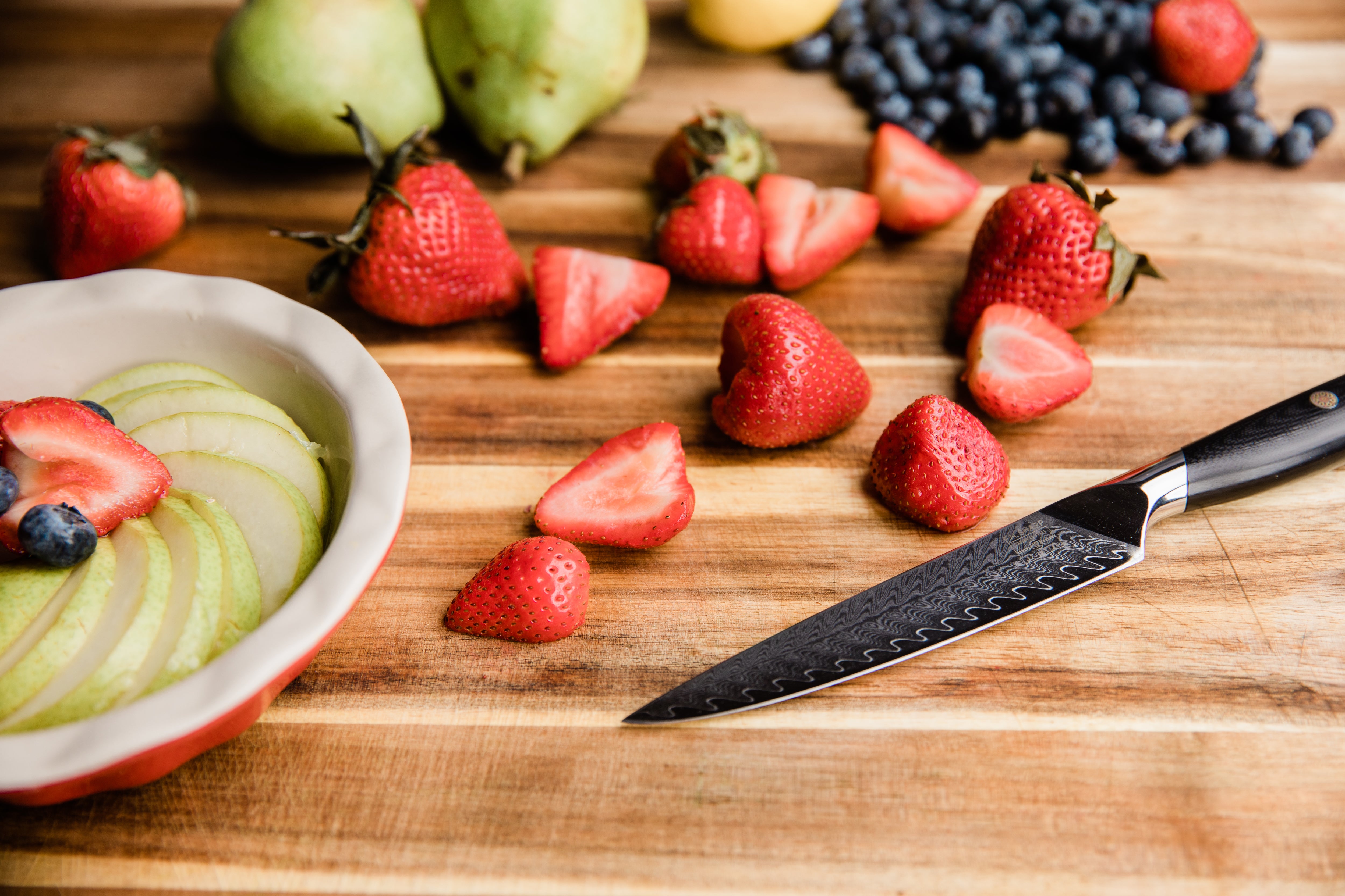 Expert Guide to Cutting Fruit： Improve Your Skills with These Tips