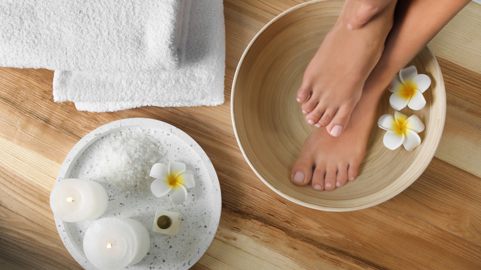 How a Green Tea Pedicure Promotes Skin Aging Prevention and Fights Fungal Infections