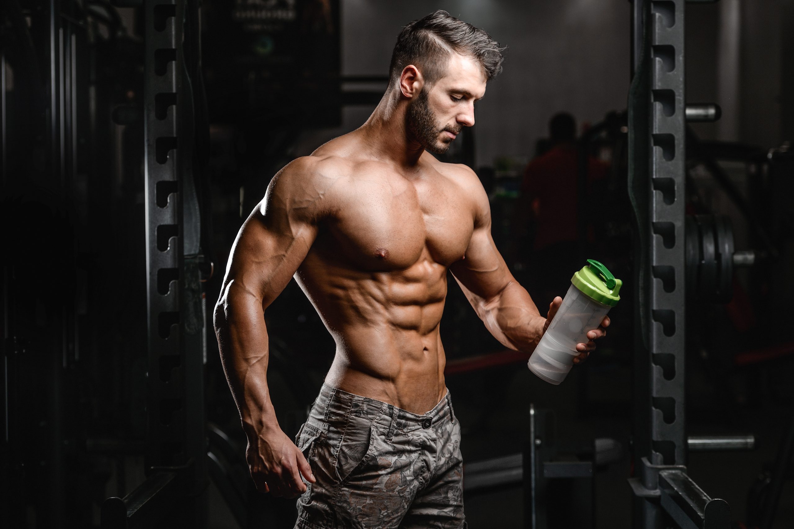 Enhance Muscle Growth with the Best EAA Supplements of 2024