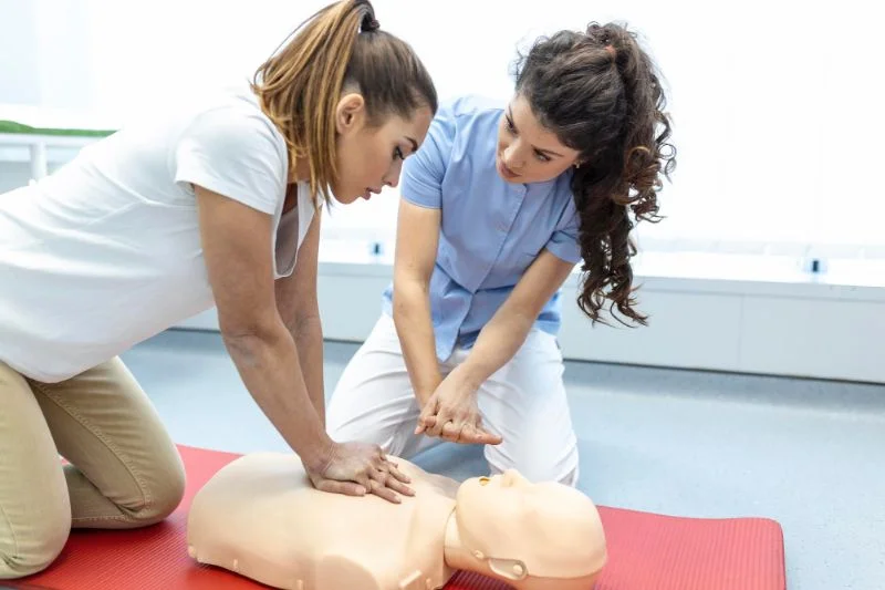 When to Cease CPR: Crucial Moments for Lifesaving Decisions