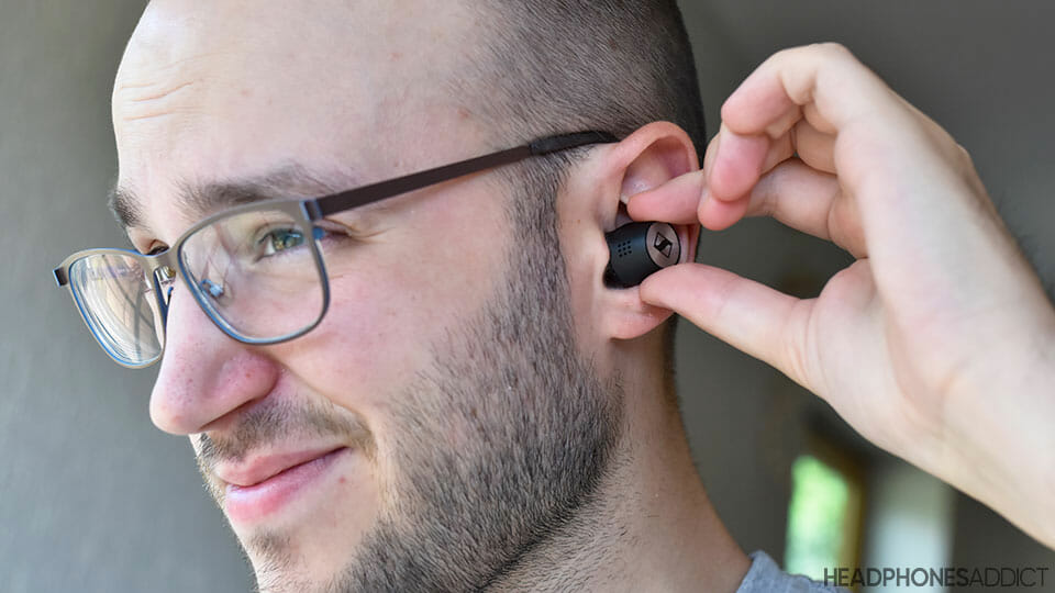 How Do Safe Earbuds Work? Find Out If They Are Really Safe for You.