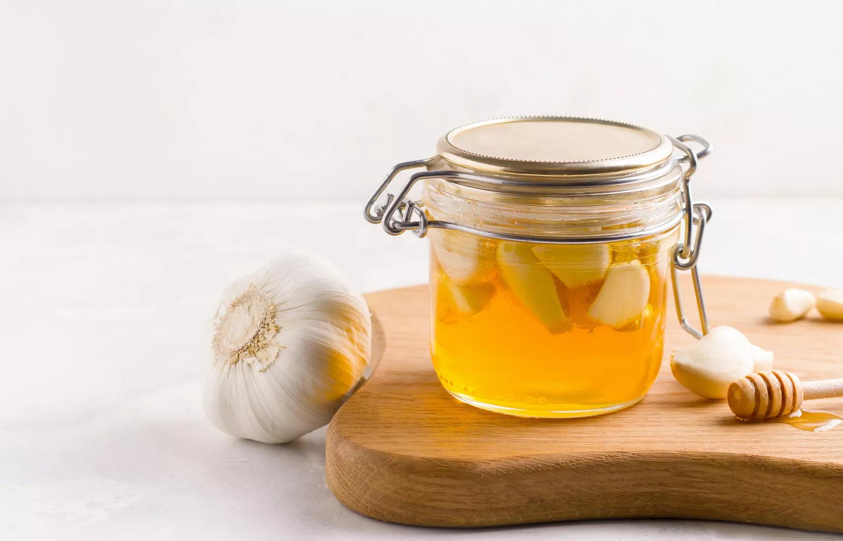 Fermented Garlic Ginger and Honey Benefits: Simple Home Remedy