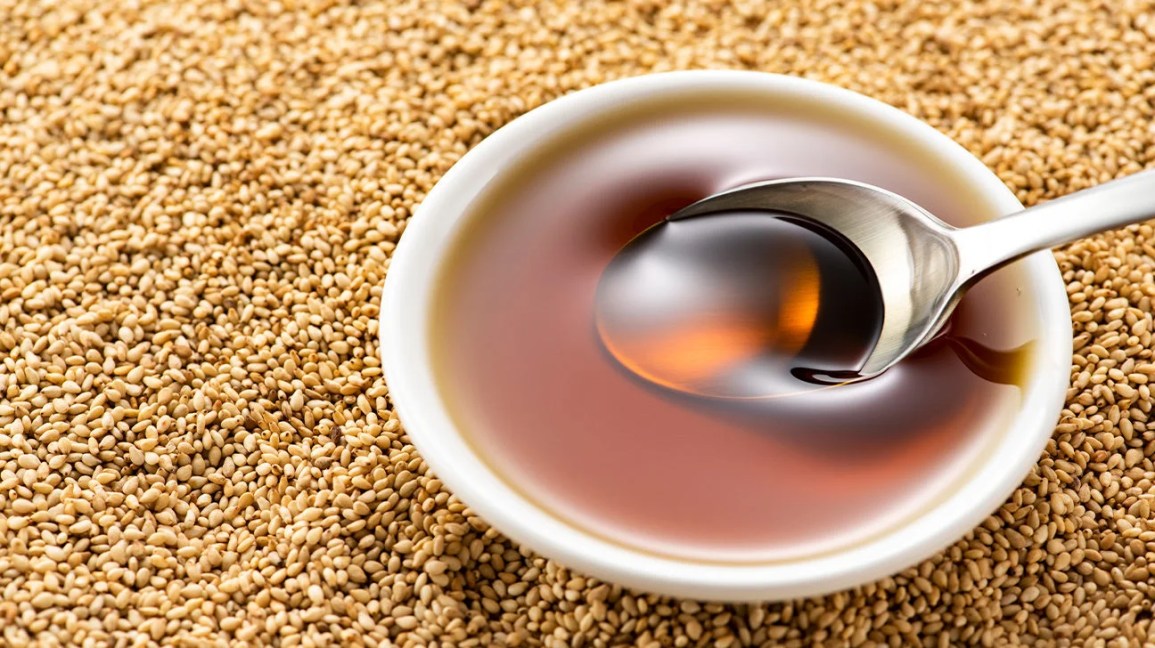 Amazing Ways Black Sesame Oil Can Change Your Hair