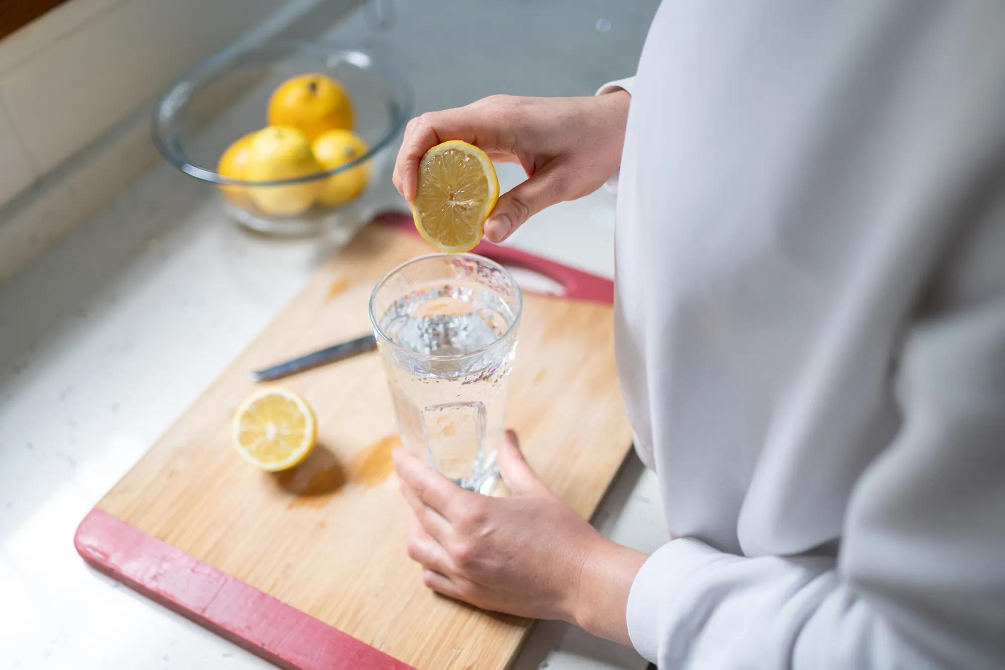 lemon and orange water in the morning(start your day the right way)