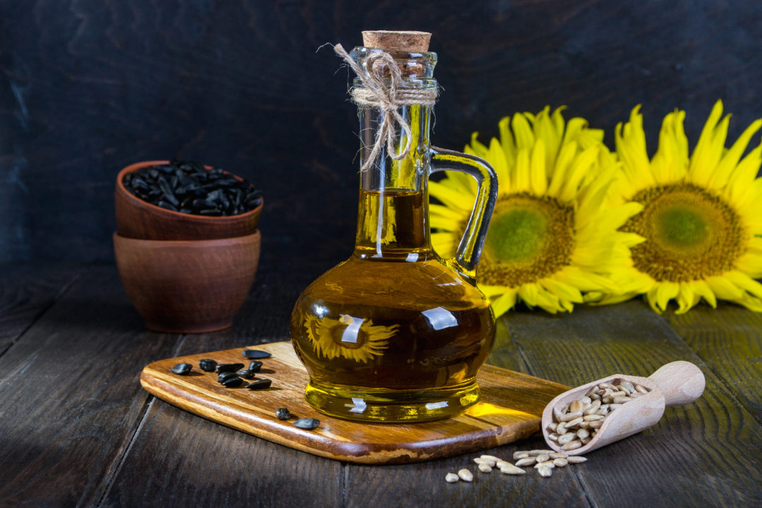 Sunflower Oil Keto Diet: The Truth About Using It for Cooking and Weight Loss