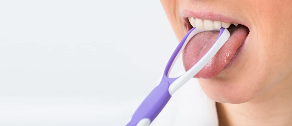 Tongue Cleaner Liquid vs Scraping: Which Is Better for You?