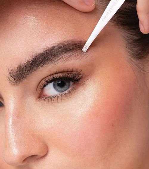 Upper Lip Hair Removal: Waxing or Threading, Which Is Less Painful?