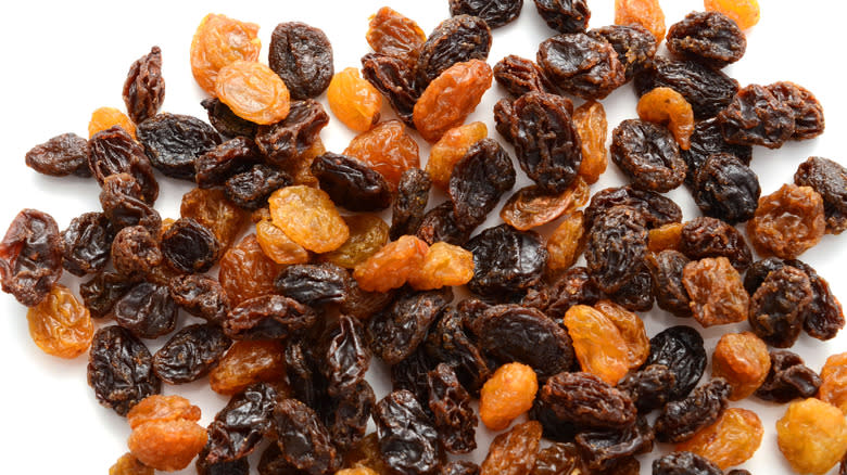 What Color Are Raisins and Why? Learn the Fascinating Truth!