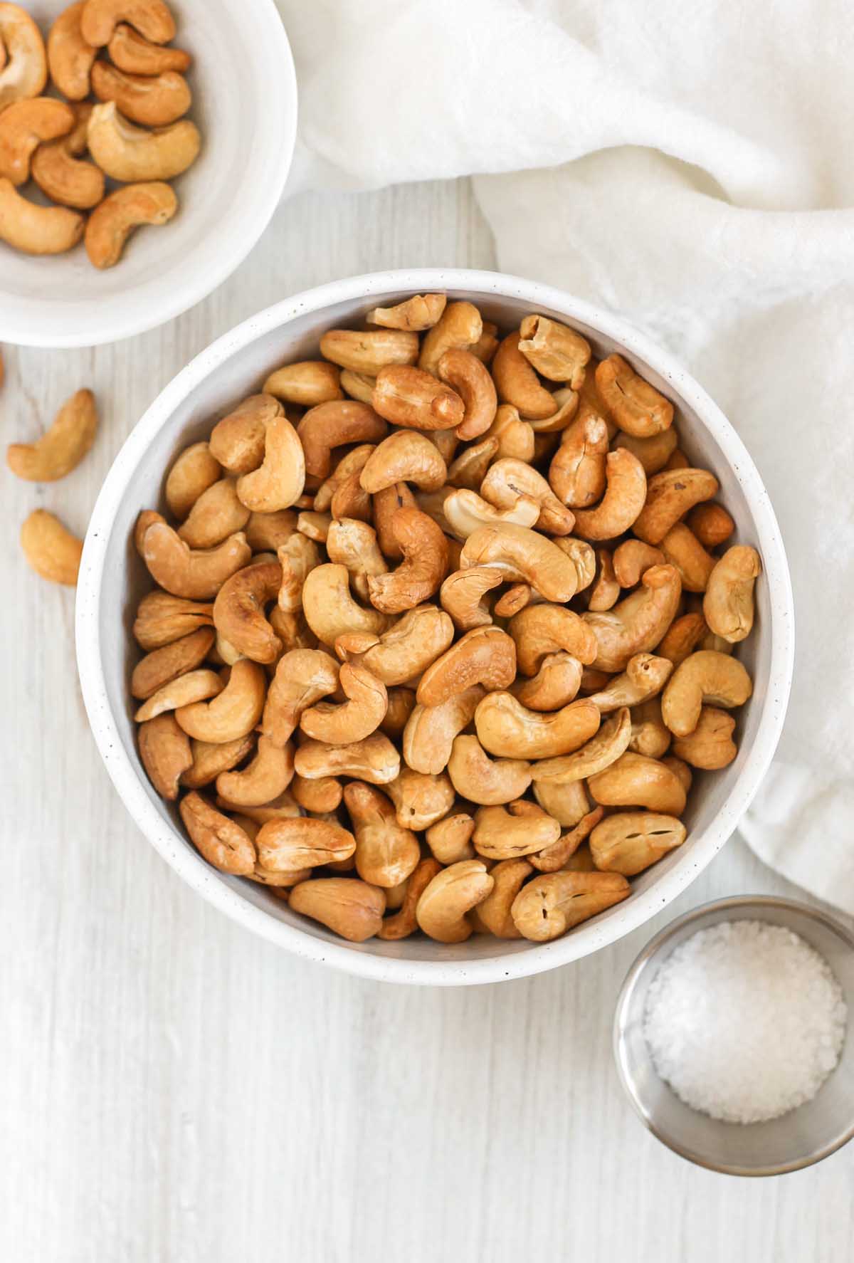 All About Cashew Nut Dry Fruit:  Easy Tips for Picking, Eating, and Enjoying them