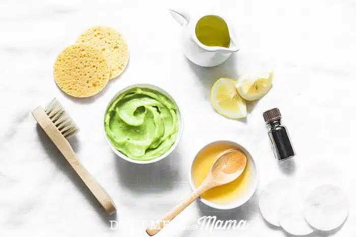 Make Your Own Manuka Honey Face Mask Recipe: This Easy DIY Will Transform Your Skin!