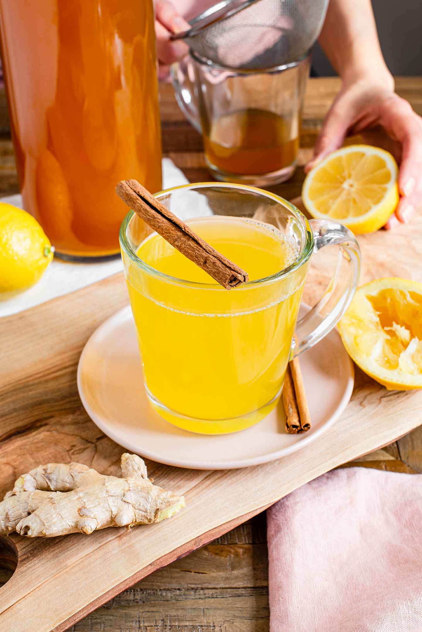 How to Make a Lemon Turmeric and Honey Drink? Try This Simple Recipe to Boost Your Health Easily!